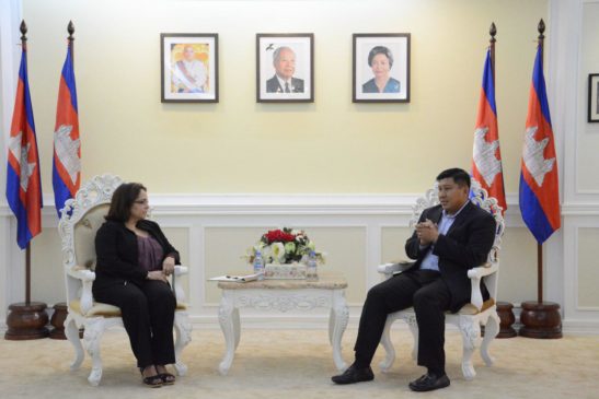 វិទ្យាស្ថានអភិវឌ្ឍន៍បៃតងចូលរាយការណ៍ជូនឯកឧត្តមរដ្ឋមន្ត្រីពីគម្រោងអភិវឌ្ឍន៍បៃតង