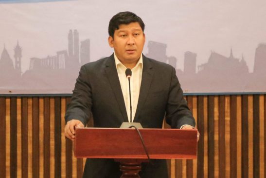 ឯកឧត្តមសាយ សំអាល់ គាំទ្រគម្រោងអភិវឌ្ឍន៍ថាមពលពន្លឺព្រះអាទិត្យនៅក្រុងកែបដើម្បីបង្កើតទីក្រុងបៃតង