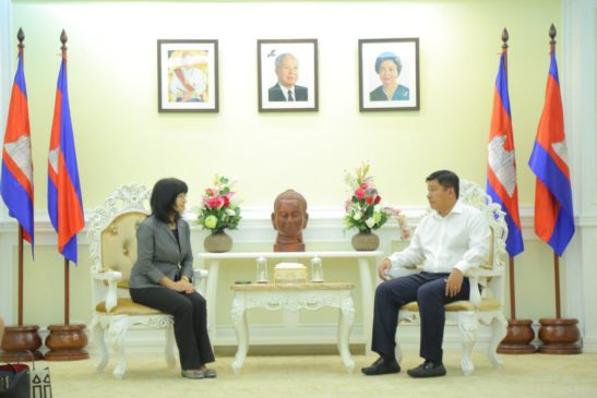 រដ្ឋមន្ត្រីក្រសួងបរិស្ថាន ជួបសំណេះសំណាលជាមួយក្រុមនិស្សិតស្ម័គ្រចិត្តជប៉ុន