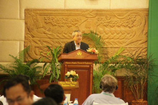 អ្នកសិក្សាស្រាវជ្រាវនៃស្ថាប័នរដ្ឋាភិបាល គ្រឹះស្ថានឧត្តមសិក្សា និងអង្គការសង្គមស៊ីវិល រំលែកចំណេះដឹងស្តីពីការស្រាវជ្រាវ និងការអនុវត្តការប្រែប្រួលអាកាសធាតុនៅកម្ពុជា