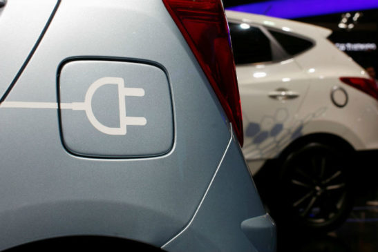 ឆ្នាំ២០៣០៖ ចក្រភពអង់គ្លេសនឹងផលិតរថយន្តថាមពលអគ្គិសនីឱ្យបានច្រើនបំផុត