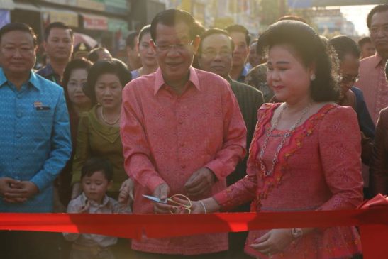 ក្រសួងបរិស្ថាន ចូលរួមតាំងបង្ហាញសមិទ្ធផលនៅក្នុងពិធីបុណ្យទន្លេលើកទី៤ នៅក្រុងតាខ្មៅ ខេត្តកណ្តាល