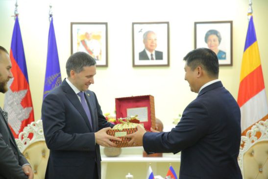 រដ្ឋមន្រ្តីកម្ពុជា និងរុស្សី ជួបគ្នាបង្កើតកិច្ចសហប្រតិបត្តិការជាប្រវត្តិសាស្រ្តក្នុងវិស័យបរិស្ថាន