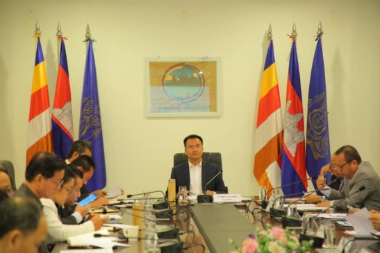 ឯកឧត្តម សៅ សុភាព រដ្ឋលេខាធិការក្រសួងបរិស្ថាន  បានដឹកនាំកិច្ចប្រជុំអន្តរក្រសួង ដេីម្បីបន្តពិភាក្សាលើសេចក្តីព្រាងប្រកាសស្តីពីចំណាត់ថ្នាក់នៃការវាយតម្លៃហេតុប៉ះពាល់បរិស្ថាន
