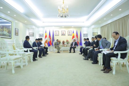 ឯកឧត្តម សាយ សំអាល់ រដ្ឋមន្ត្រីក្រសួងបរិស្ថានបានទទួលជួបពិភាក្សាការងារជាមួយលោក Sardar Umar Alam ប្រធានការិយាល័យនិងជាតំណាងអង្គការយូណេស្កូប្រចាំព្រះរាជាណាចក្រកម្ពុជា