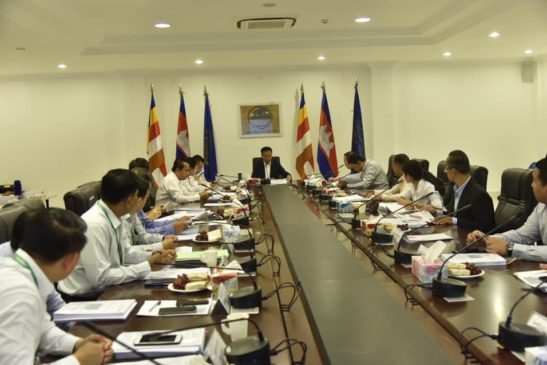 កិច្ចប្រជុំអន្តរក្រសួង ស្តីពីការពិនិត្យ និងផ្តល់យោបល់លើរបាយការណ៍វាយតម្លៃហេតុប៉ះពាល់បរិស្ថាន និងសង្គមដំបូង (IESIA) សម្រាប់គម្រោងកែលម្អការគ្រប់គ្រងបរិស្ថានក្រុងជុំវិញបឹងទន្លេសាប ជំហានទី២ សម្រាប់អនុគម្រោង ការគ្រប់គ្រងទឹកកខ្វក់ និងទឹកភ្លៀងក្រុងស្ទឹងសែន ខេត្តកំពង់ធំ របស់ក្រសួងសាធារណការ និងដឹកជញ្ជូន