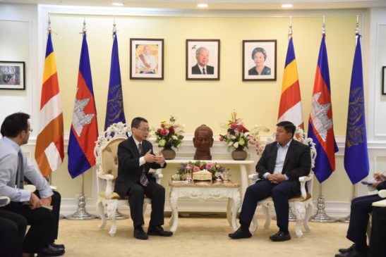 ឯកឧត្តម សាយ សំអាល់ ជួបពិភាក្សាការងារជាមួយប្រធាន ADB លើកិច្ចសហប្រតិបត្តិការគ្រប់គ្រងវិស័យបរិស្ថាននៅកម្ពុជា