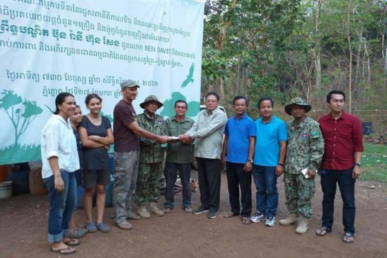 បន្តអនុវត្តតាមប្រសាសន៍ដ៏ខ្ពង់ខ្ពស់សម្តេចកិត្តិព្រឹទ្ធបណ្ឌិត ប៊ុន រ៉ានី ហ៊ុនសែន ក្រសួងបរិស្ថានផ្តល់ថវិកា USD ២០, ០០០ ដល់លោក បេន ដេវីស និងសហគមន៍តាបស ខេត្តព្រះវិហារ