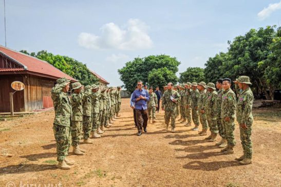 ឯកឧត្តម សូខន ឬទ្ធីគុណ រដ្ឋលេខាធិការក្រសួងបរិស្ថាន បានដឹកនាំក្រុមការងារចុះសួរសុខទុក្ខ និងសំណេះសំណាលជាមួយមន្ត្រីឧទ្យានុរក្យ