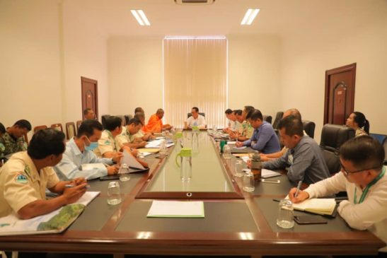 ក្រសួងបរិស្ថានបានបិទបញ្ចប់ការស៊ើបអង្កេតលើការផ្សព្វផ្សាយព័ត៌មានចោទប្រកាន់ថាអ្នកជិះ រថយន្តពាក់ស្លាកលេខ ខ.ម.២ ៩៤០៤ ចូលបាញ់សត្វព្រៃនៅក្នុងដែនជម្រកសត្វព្រៃសង្ឃរុក្ខវ័នដោយមានការចូលមកបំភ្លឺរួមគ្នារវាងព្រះសង្ឃដែលបានផ្សព្វផ្សាយសារចោទប្រកាន់ និងបុគ្គលដែលត្រូវរងការចោទប្រកាន់