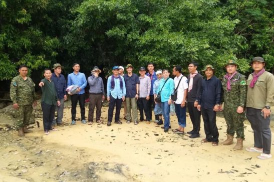 មន្រ្តីជំនាញក្រសួងបរិស្ថាន និង រដ្ឋបាលខេត្តព្រះសីហនុ ចុះពិនិត្យប្រភពទឹកសាប និស្ថានភាពអភិវឌ្ឍឆ្នេរ នៅក្រុងកោះរ៉ុង