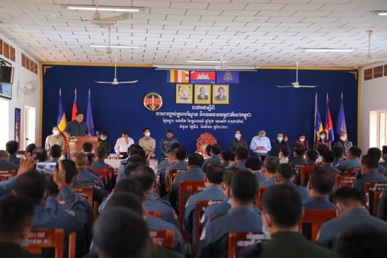 ឯកឧត្តមសាយ សំអាល់ ចែករំលែកចំណេះដឹងការងារគ្រប់គ្រងបរិស្ថាន និងធនធានធម្មជាតិនៅកម្ពុជា ជាមួយកងយោធពលខេមរភូមិន្ទ