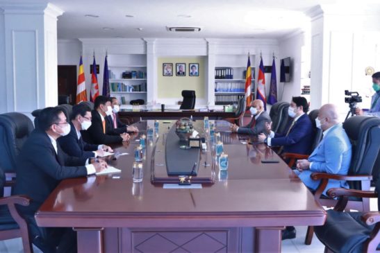 ឯកឧត្តម សាយ សំអាល់ រដ្ឋមន្រ្តីក្រសួងបរិស្ថាន អនុញ្ញាតឱ្យសភាពាណិជ្ជកម្មម៉ាឡេស៊ី ប្រចាំកម្ពុជា ជួបពិភាក្សាការងារ