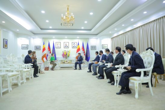 ជំនួបគួរសមមួយរវាងឯកឧត្តមរដ្ឋមន្ត្រីក្រសួងបរិស្ថាន និងលោកស្រី Angelina Jolie