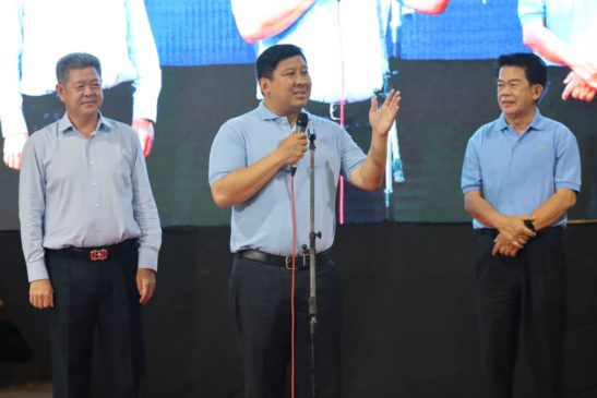 ឯកឧត្តម សាយ សំអាល់ អញ្ជើញជួបសំណេះសំណាល និងពិសាអាហារសាមគ្គីជាមួយបងប្អូនកម្មករកំពង់ផែស្វយ័តខេត្តព្រះសីហនុ