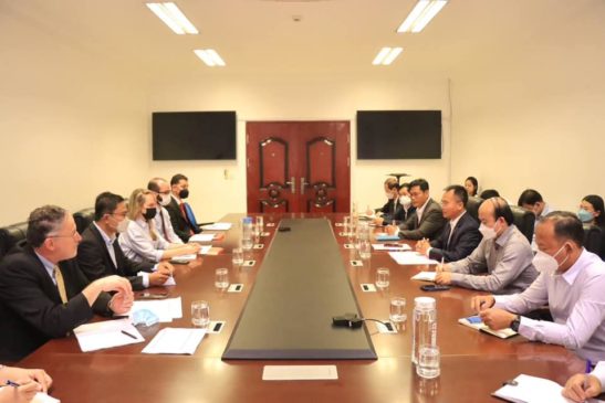 កិច្ចប្រជុំពិភាក្សារវាងក្រសួងបរិស្ថាន និង ក្រុមការងារធនាគារពិភពលោក ពាក់ព័ន្ធនឹងបេសកកម្មគាំទ្របច្ចេកទេស ស្តីពីការវាយតម្លៃស្ថាប័នប្រែប្រួលអាកាសធាតុ