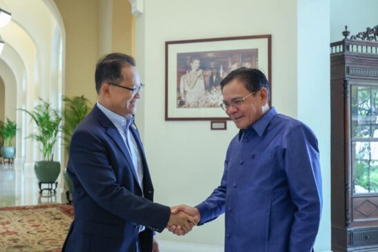 ឯកឧត្តមបណ្ឌិត អ៊ាង សុផល្លែត រដ្ឋមន្ត្រីក្រសួងបរិស្ថាន  បានទទួលការអញ្ជើញចូលរួមពិសារអាហារថ្ងៃត្រង់ជាមួយឯកអគ្គរដ្ឋទូតអាស៊ានប្រចាំកម្ពុជា ដែលរៀបចំដោយ H.E.Mr. Buakeo PHUMVONGSAY ឯកអគ្គរដ្ឋទូតនៃសាធារណរដ្ឋប្រជាធិបតេយ្យប្រជាមានិតឡាវ